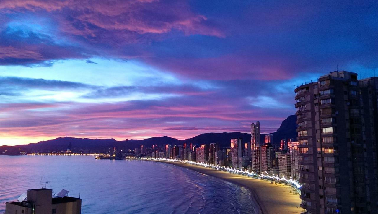 Apartamentos Halcon เบนิดอร์ม ภายนอก รูปภาพ